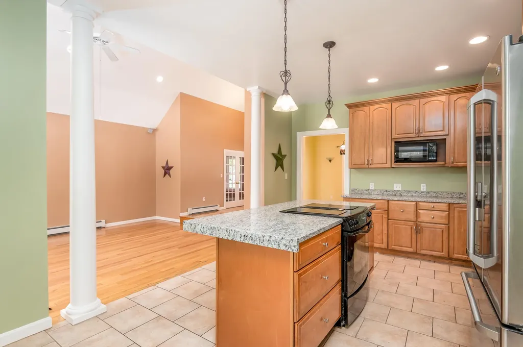 48 Waters Edge Drive Lewiston ME 04240