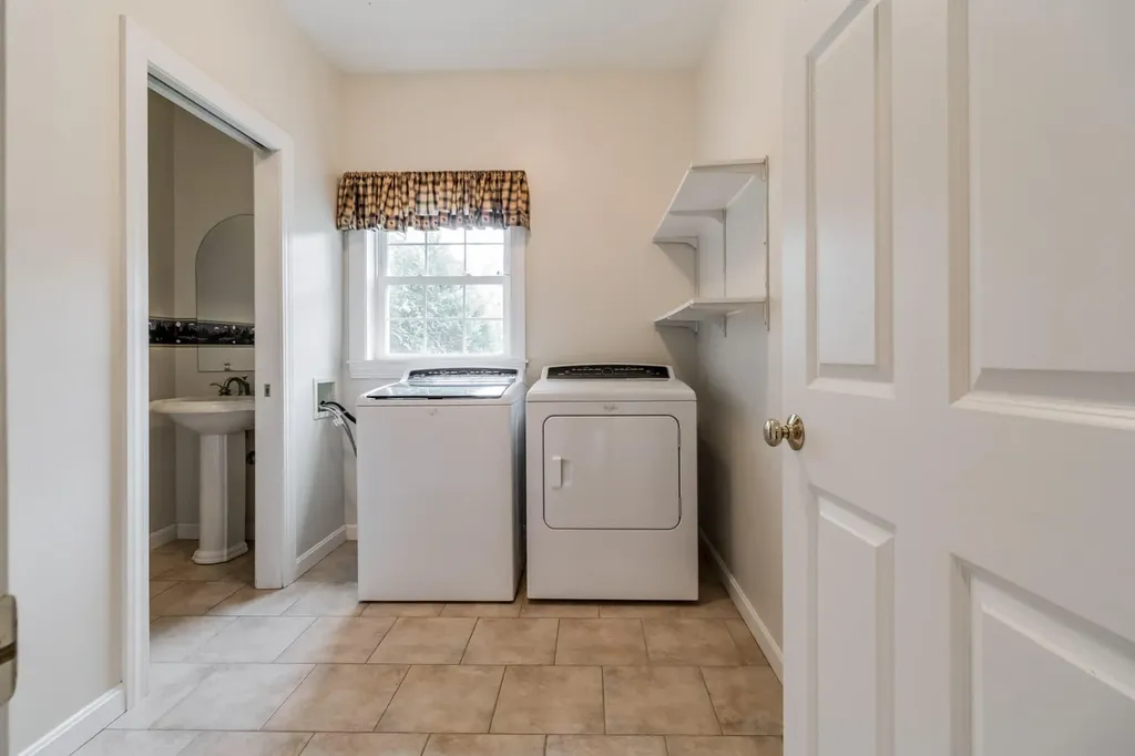 48 Waters Edge Drive Lewiston ME 04240
