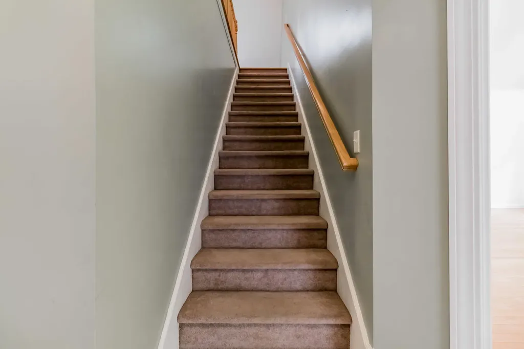 48 Waters Edge Drive Lewiston ME 04240