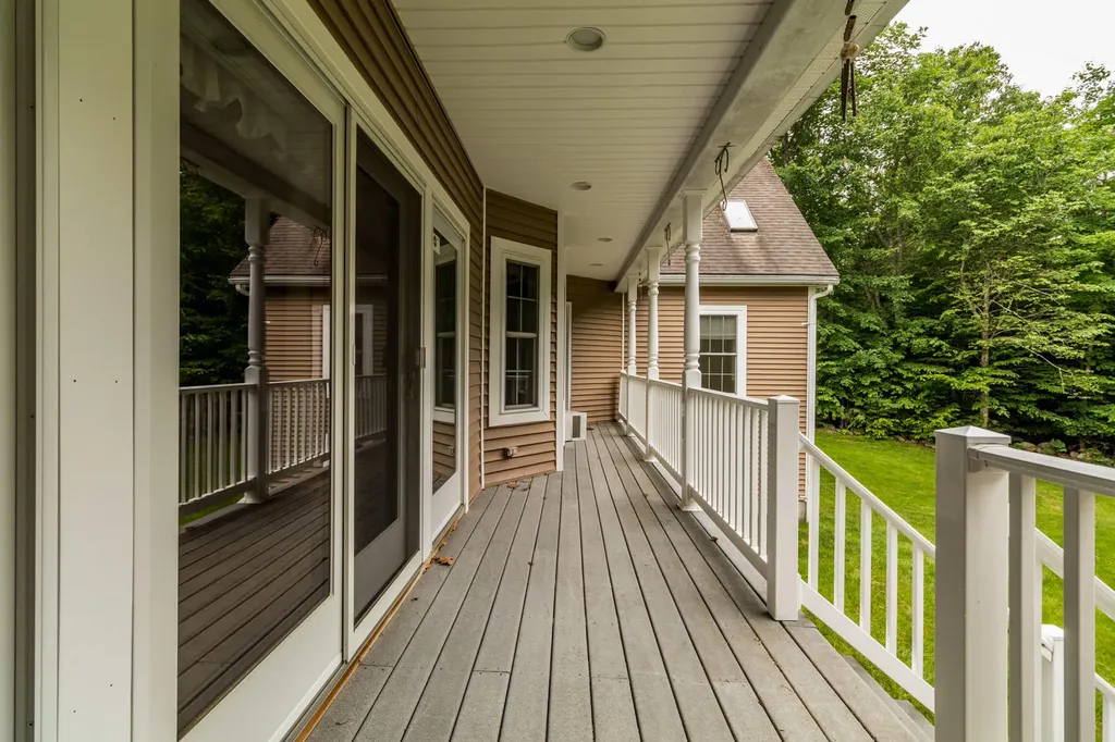 48 Waters Edge Drive Lewiston ME 04240