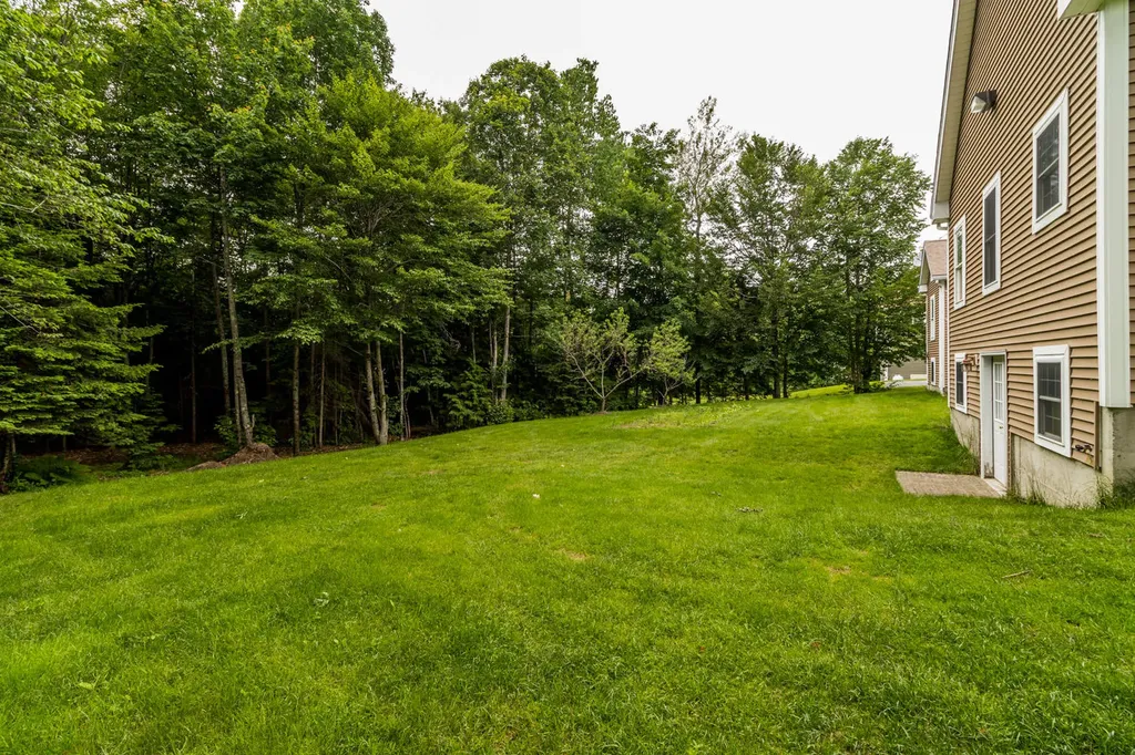 48 Waters Edge Drive Lewiston ME 04240