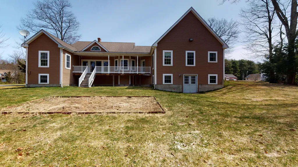 48 Waters Edge Drive Lewiston ME 04240