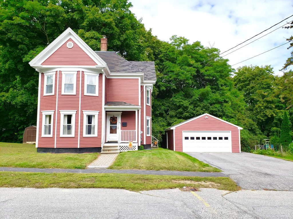 41 Fern Street Auburn ME 04210