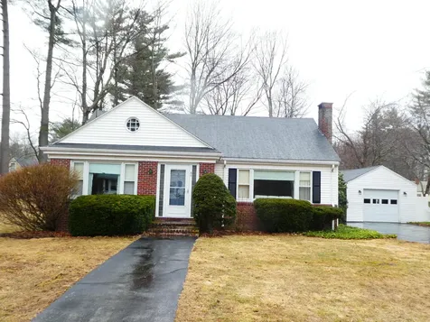 93 Oakland Avenue Westbrook ME 04092