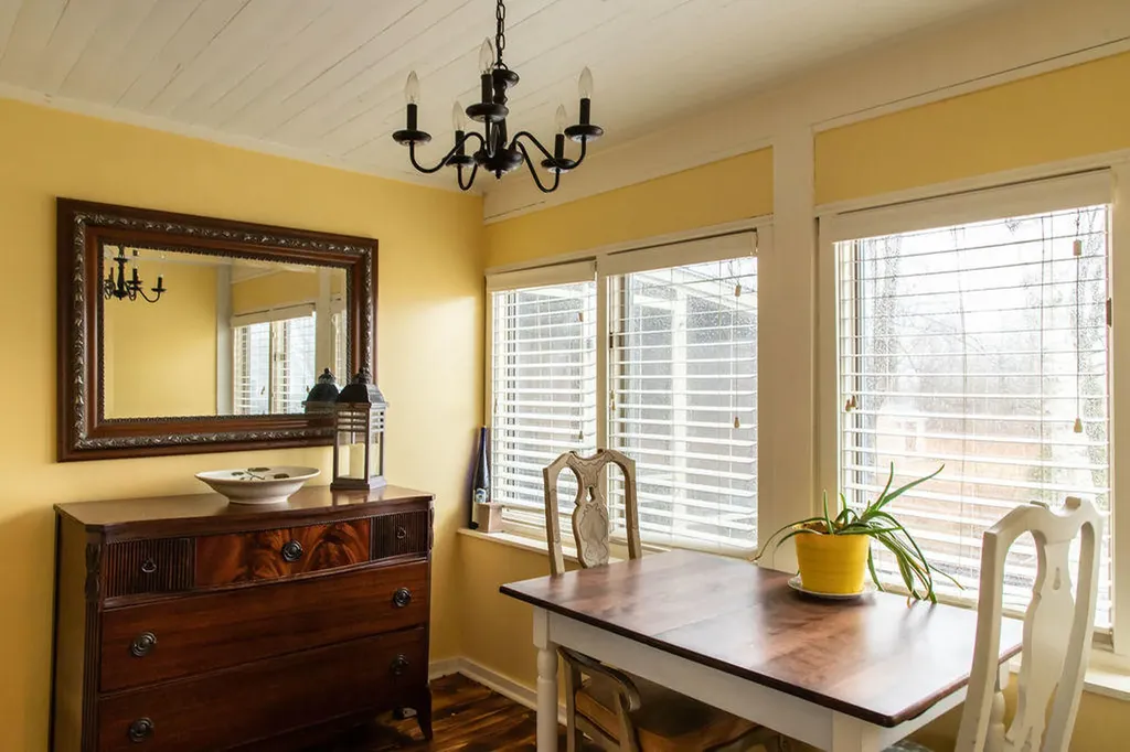 40 Parsonage Street Winterport ME 04496