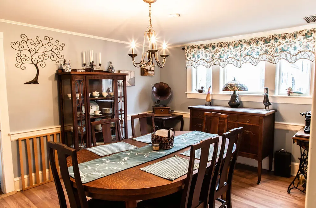 40 Parsonage Street Winterport ME 04496