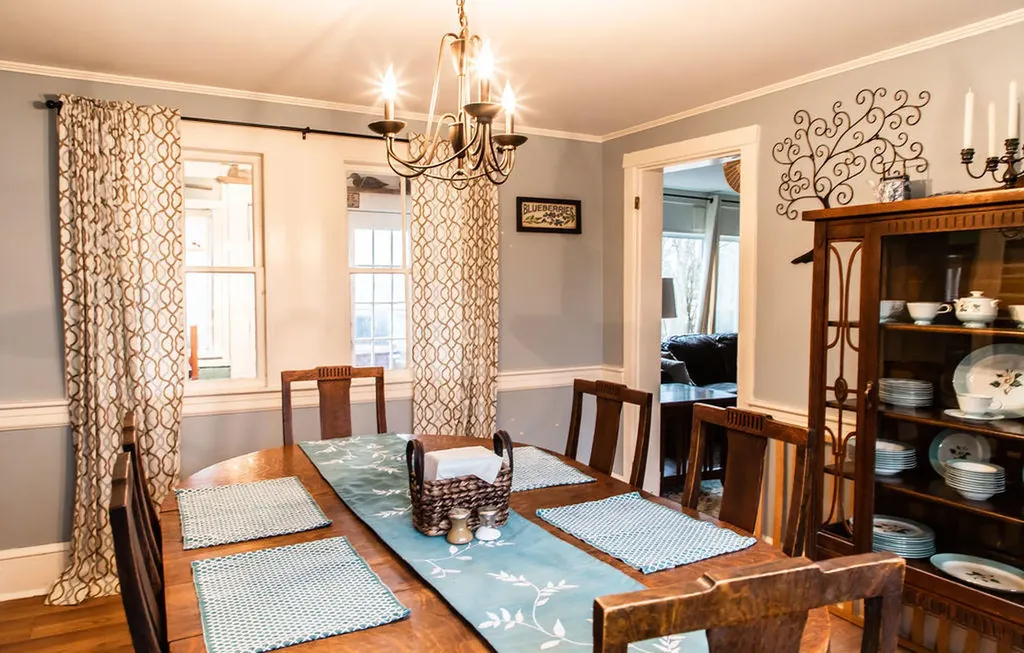 40 Parsonage Street Winterport ME 04496