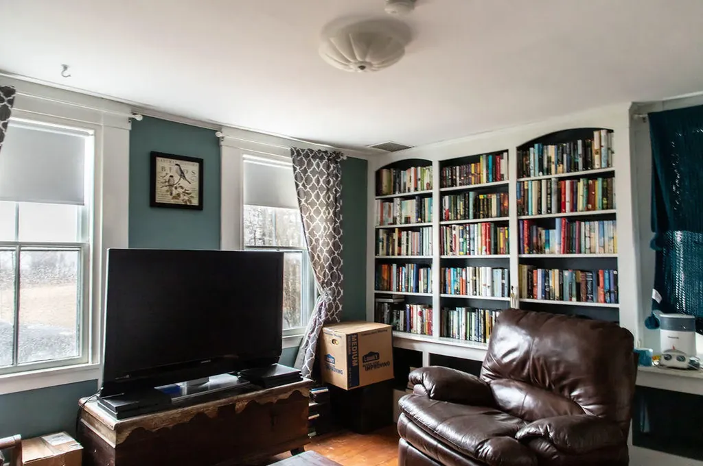 40 Parsonage Street Winterport ME 04496