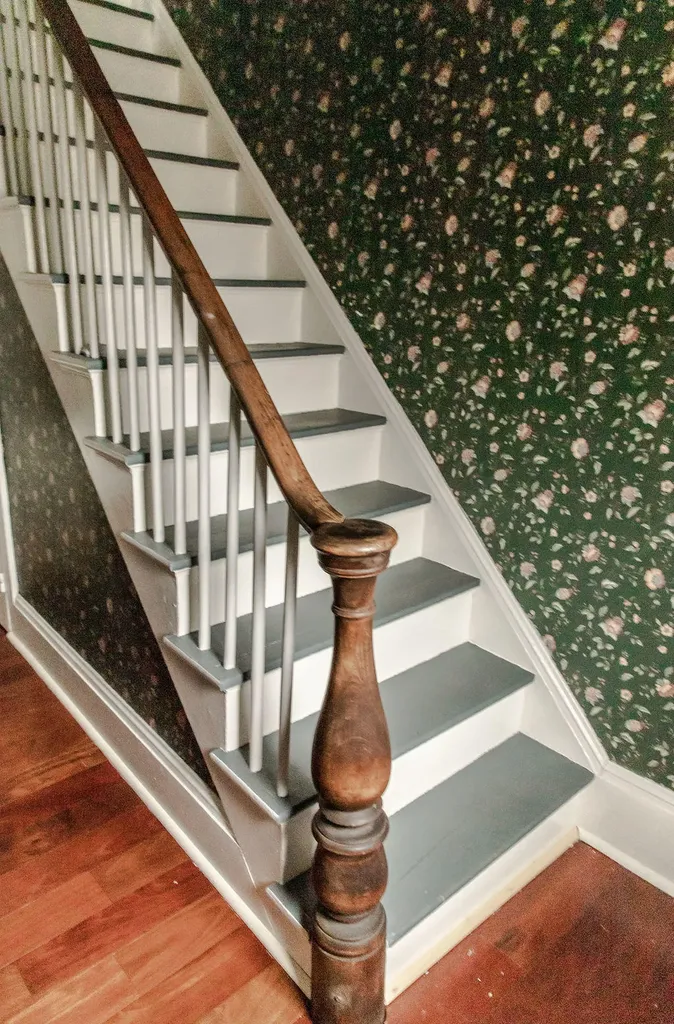 40 Parsonage Street Winterport ME 04496