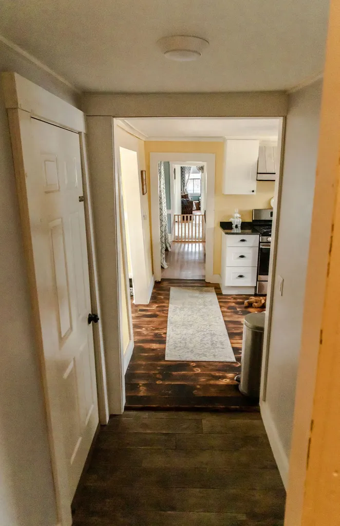 40 Parsonage Street Winterport ME 04496