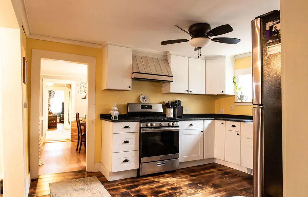 40 Parsonage Street Winterport ME 04496