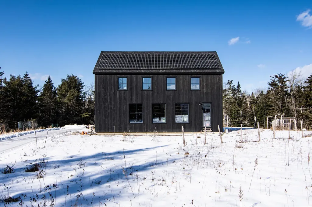 33 Long Farm Road Blue Hill ME 04614