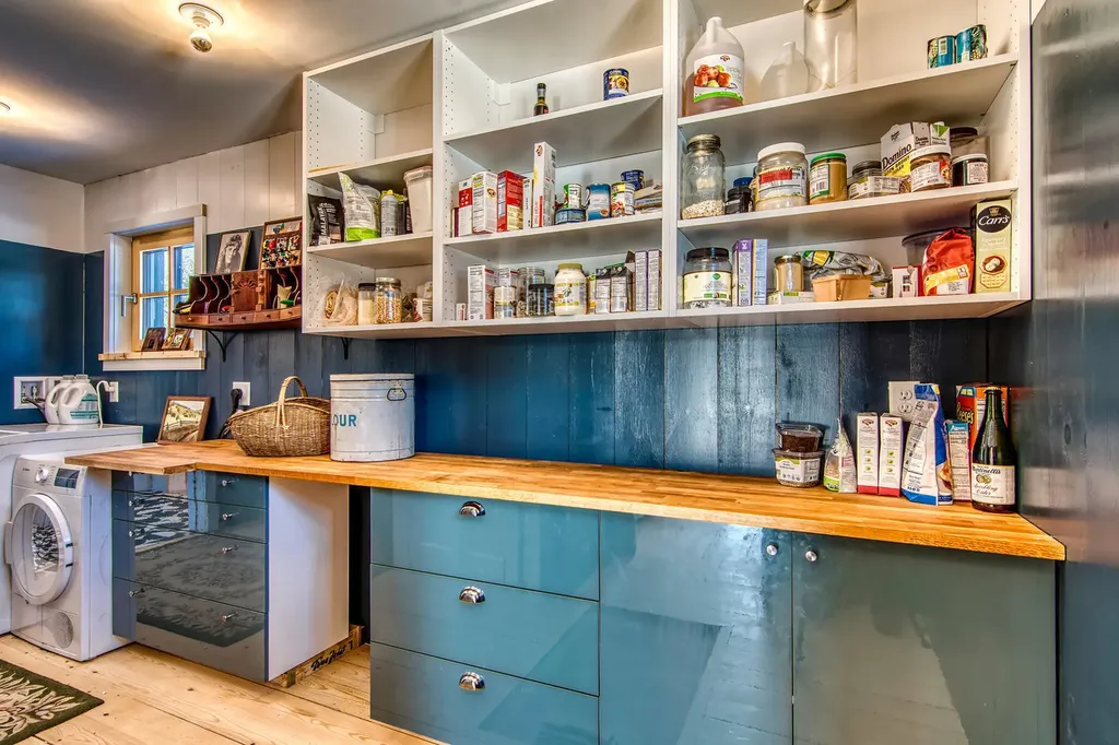 33 Long Farm Road Blue Hill ME 04614