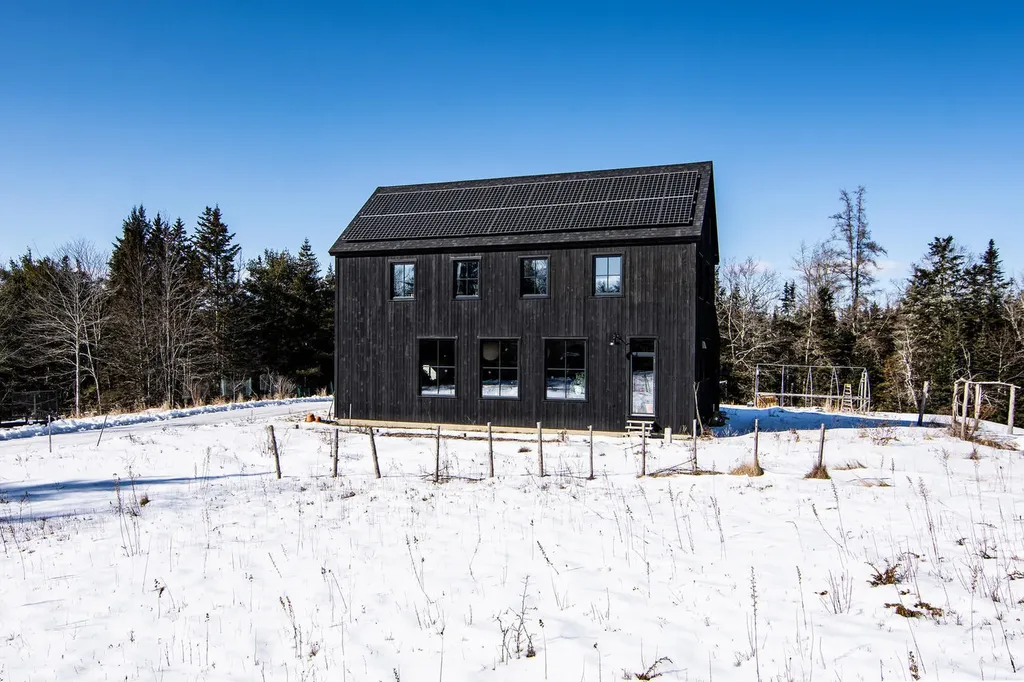 33 Long Farm Road Blue Hill ME 04614