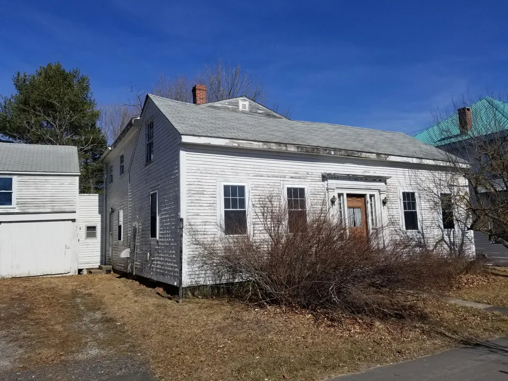 49 Main Street Thomaston ME 04861