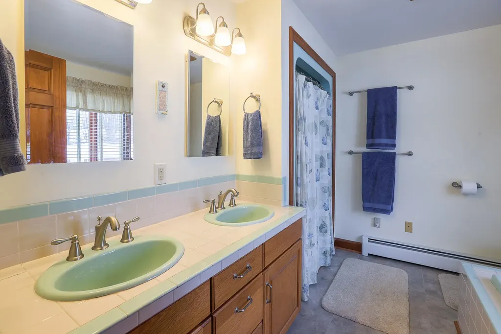 46 Clark Hill Road Holden ME 04429
