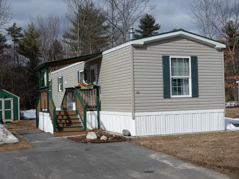 23 Deer Hill Avenue Standish ME 04084