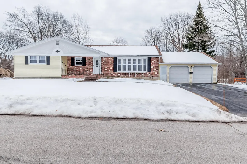 67 Westmore Avenue Biddeford ME 04005