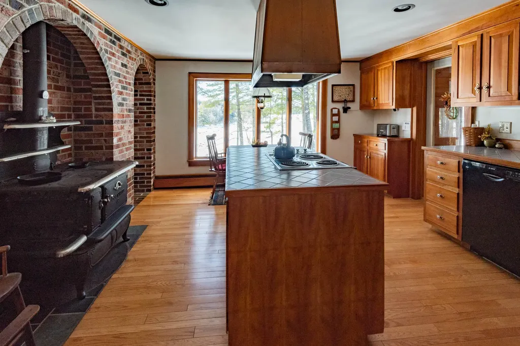 48 Sunset Shores Drive Belgrade ME 04917