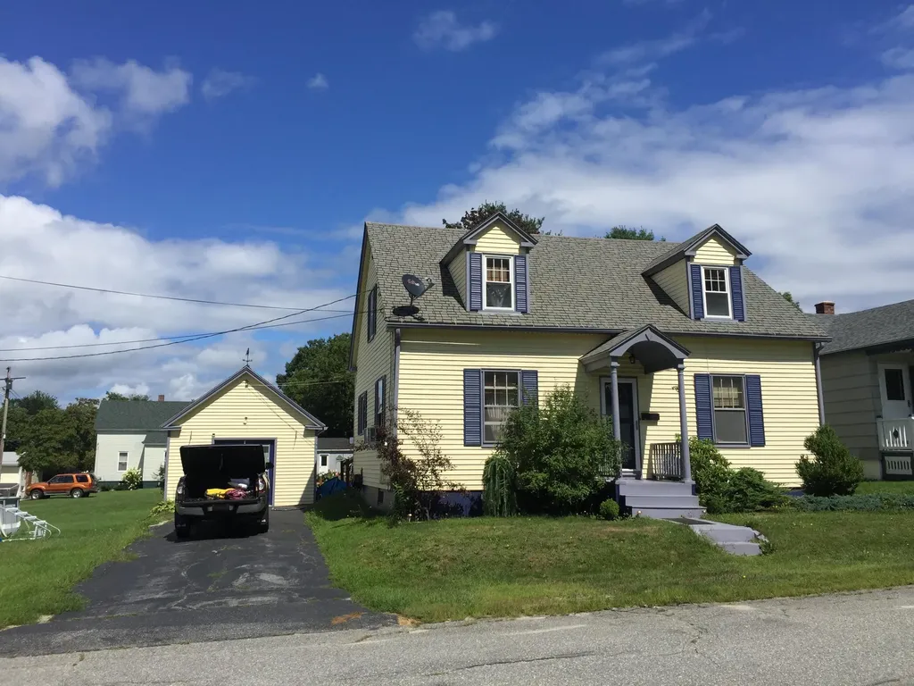 26 Boston Avenue Lewiston ME 04240