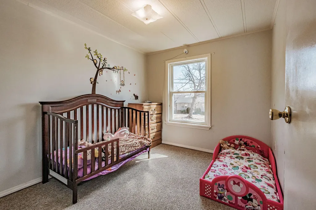 81 Hyler Street Thomaston ME 04861