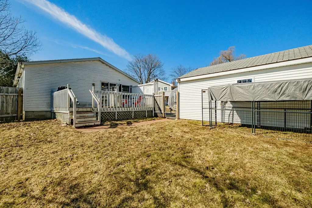 81 Hyler Street Thomaston ME 04861