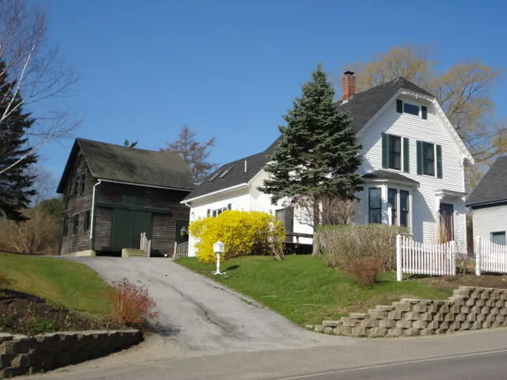 126 Washington Street Camden ME 04843
