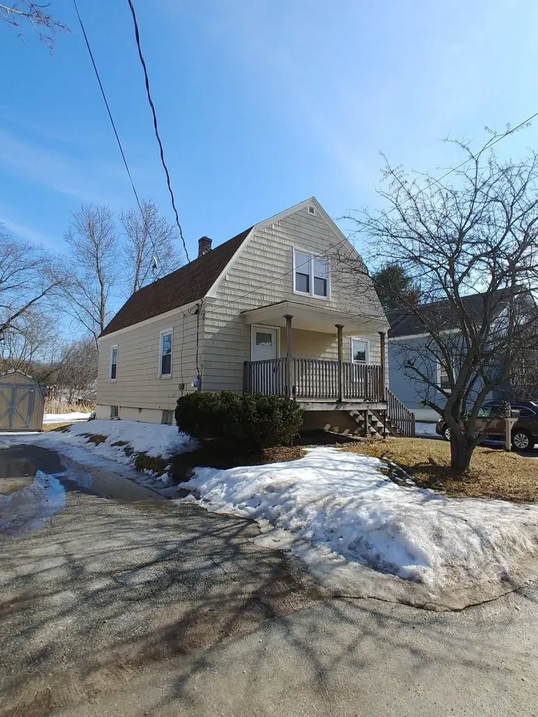 6 Perley Street Lewiston ME 04240
