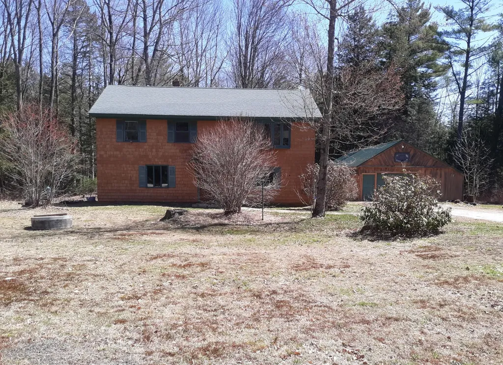 601 Empire Road Poland ME 04274