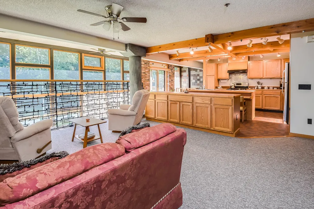 27 Scotts Drive Buxton ME 04093