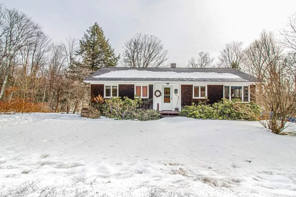 151 North Street Farmington ME 04938