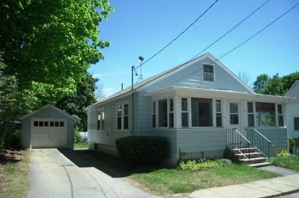 4 Leighton Street Sanford ME 04073