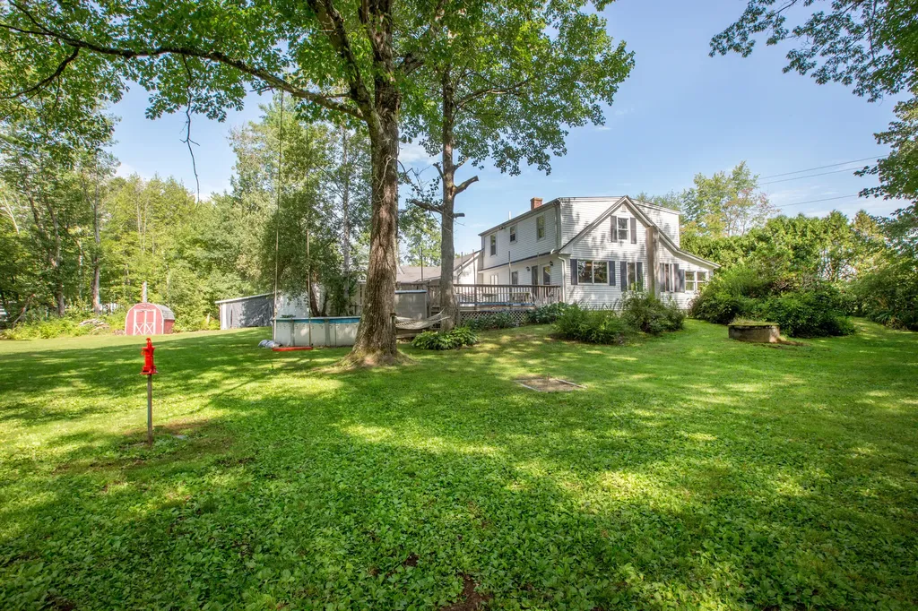 404 Lewiston Road Topsham ME 04086