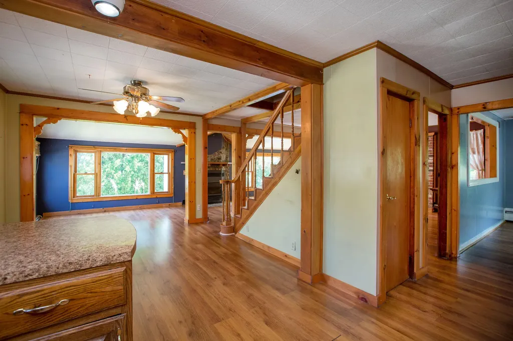 404 Lewiston Road Topsham ME 04086