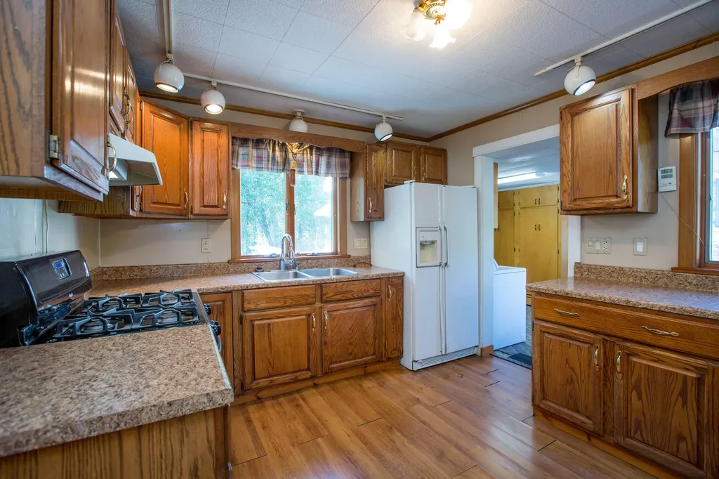 404 Lewiston Road Topsham ME 04086