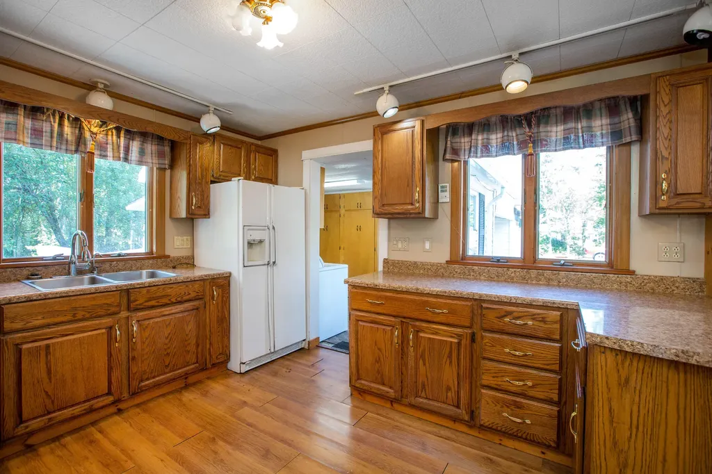 404 Lewiston Road Topsham ME 04086
