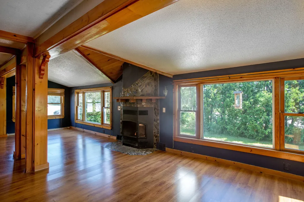 404 Lewiston Road Topsham ME 04086