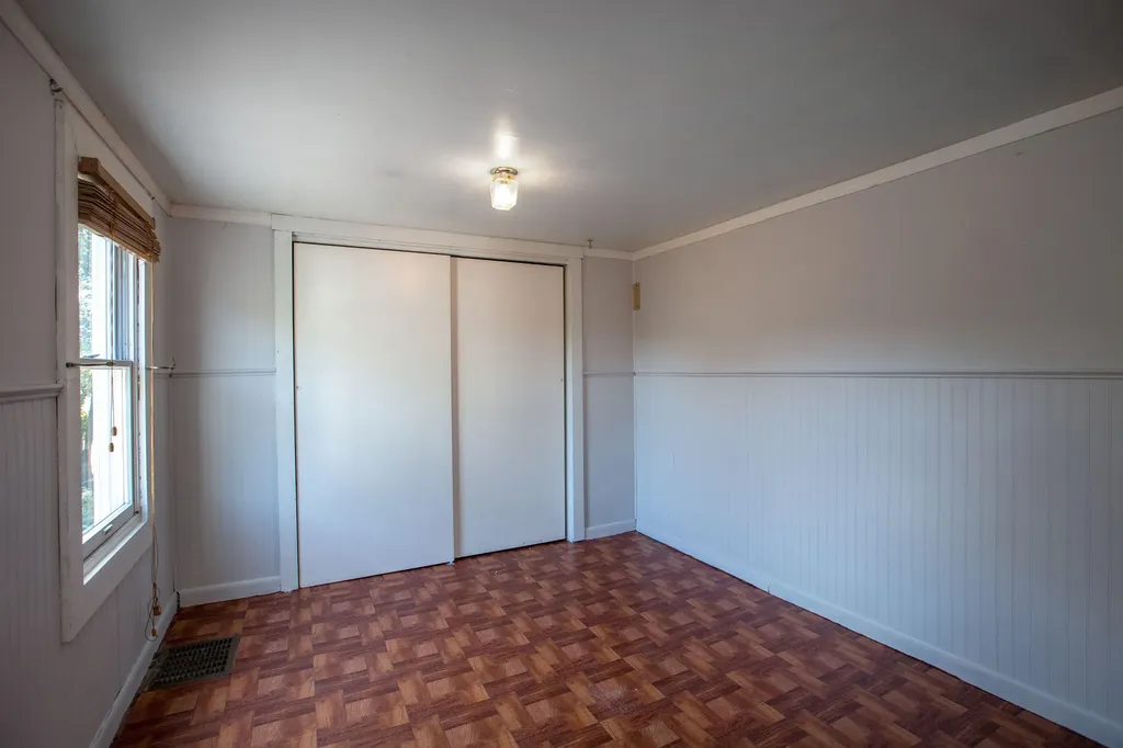404 Lewiston Road Topsham ME 04086