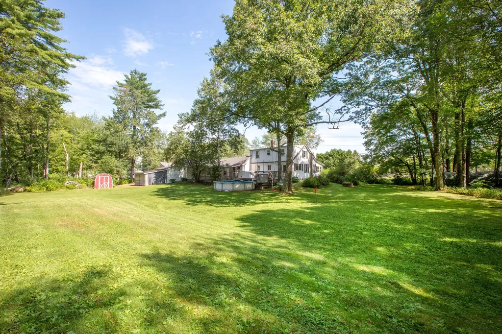 404 Lewiston Road Topsham ME 04086