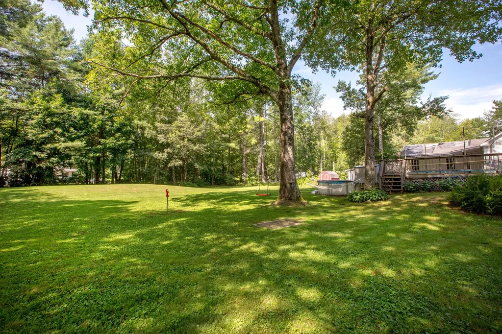 404 Lewiston Road Topsham ME 04086