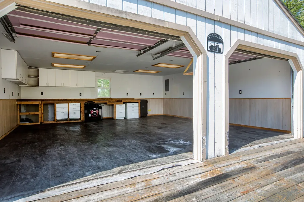 404 Lewiston Road Topsham ME 04086
