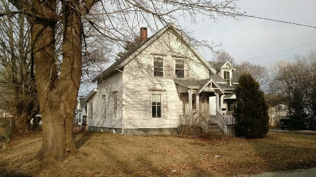 93 N Cedar Street Rockland ME 04841