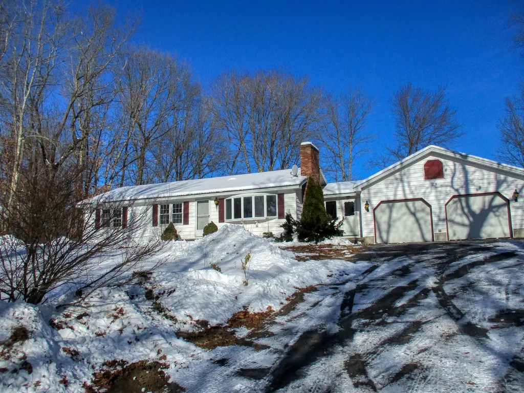 161 Westview Drive Sanford ME 04073