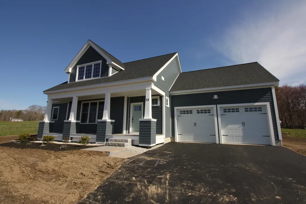 28 Seward Farm Lane Kittery ME 03904