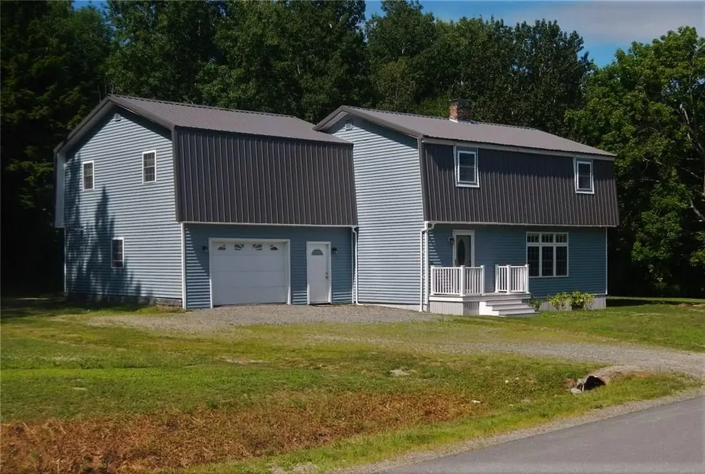 26 Mountainview Drive Lincoln ME 04457