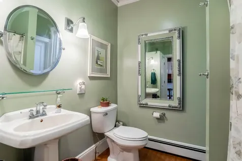 32 Lincoln Street Portland ME 04103