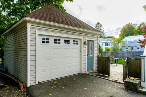 32 Lincoln Street Portland ME 04103