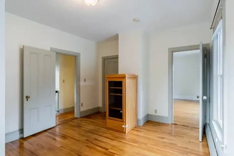 32 Lincoln Street Portland ME 04103