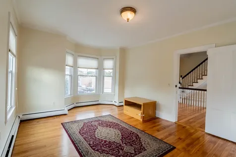 32 Lincoln Street Portland ME 04103