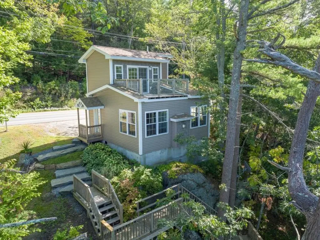 614 Gurnet Road Brunswick ME 04011